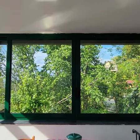 San Renato House アパート